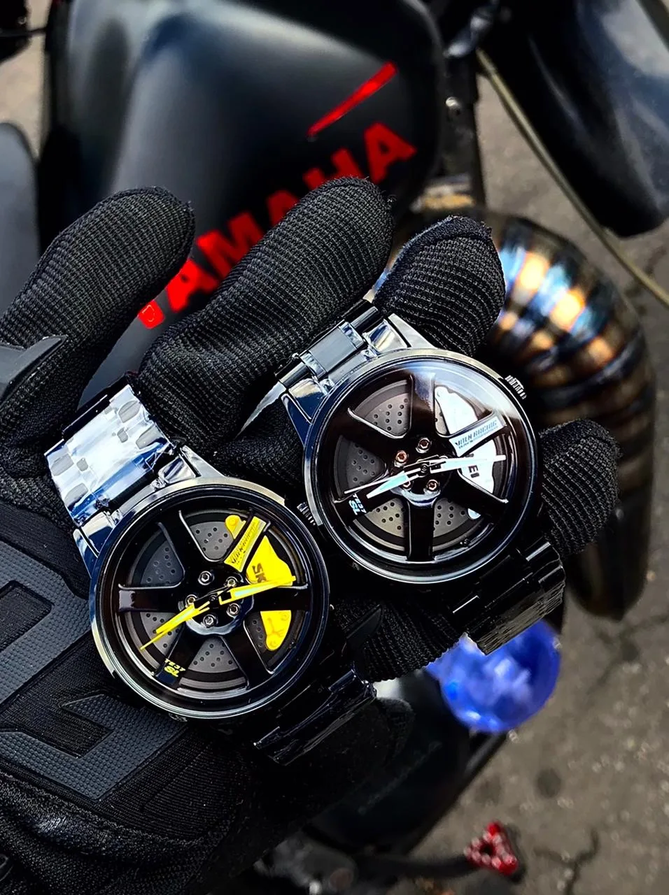 Reloj Deportivo de Lujo con Diseño de Rines - Imagen 2